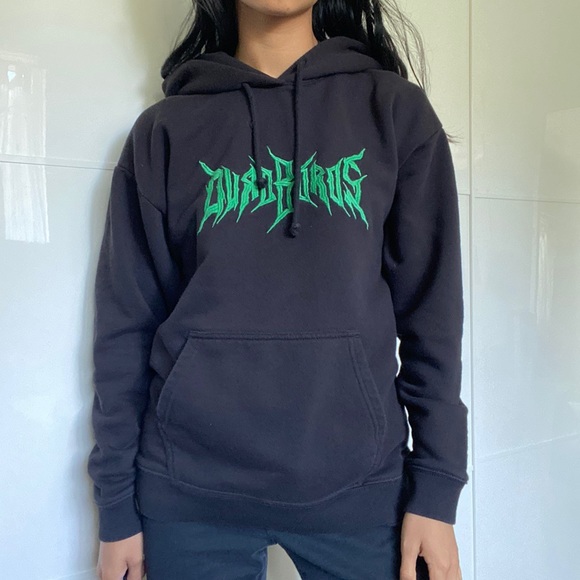 Aritzia TNA black hoodie - Picture 2 of 2